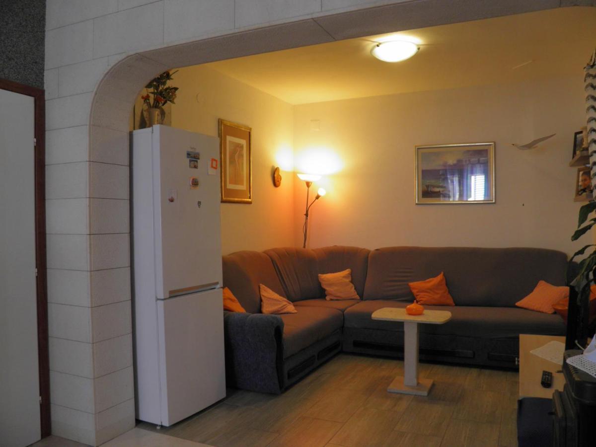 Apartment Mirca 2838B Экстерьер фото